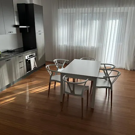 Riviera 287 * Pescara