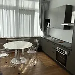 Riviera 287