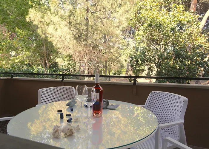 Apartament Riviera 287 *